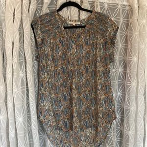 Daniel Rainn short sleeve split neck blouse